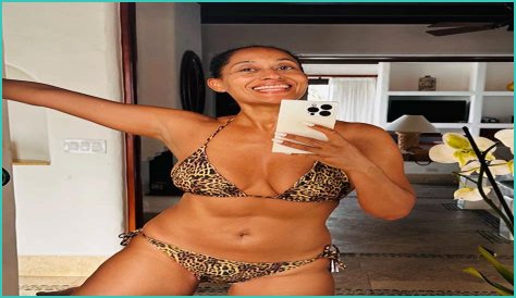 Tracee Ellis Ross Dazzles in Leopard Print Bikini: Photos